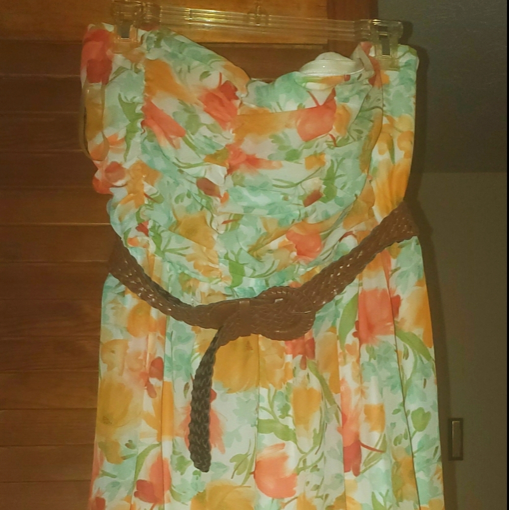 Peebles Beautiful summer dress